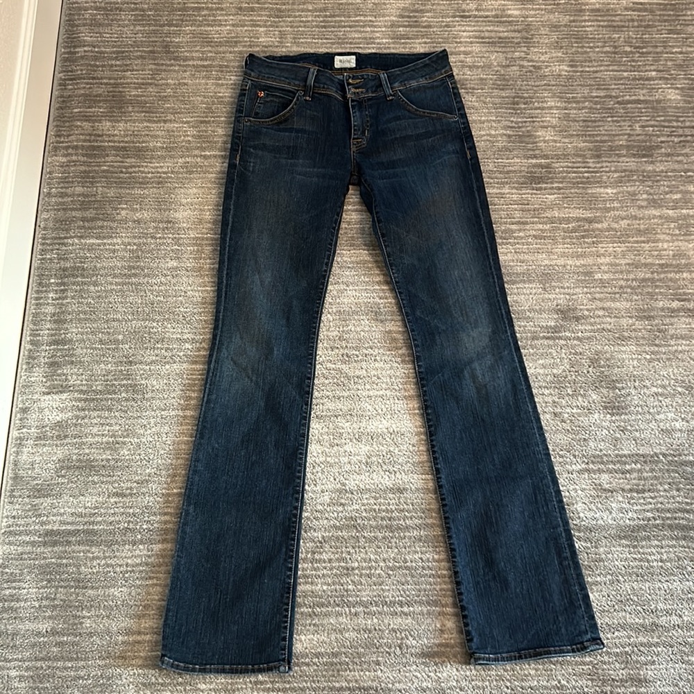 Beth baby boot dark straight leg denim by Hudson jean’s excellent shape!